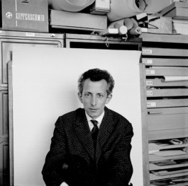 Portrait noir et blanc, auri artiste peintre